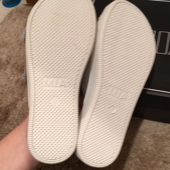 NWT MIA SILVER VENESSA 6 sandals shoes like Birk - Picture 7 of 8